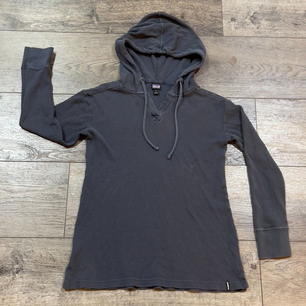 Patagonia® Worn Wear W's Hooded Waffle Tunic Gray - Women's Size Small